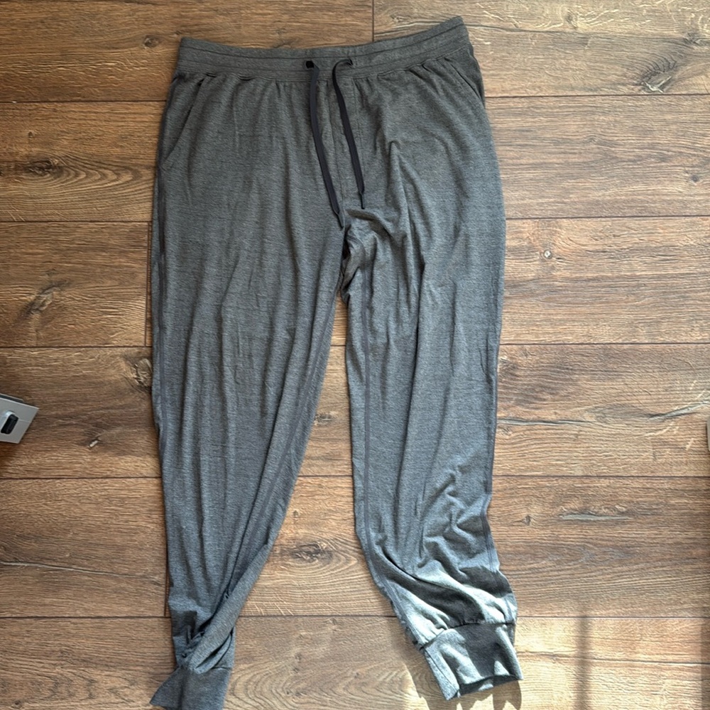 Men’s American Eagle Lounge Pants